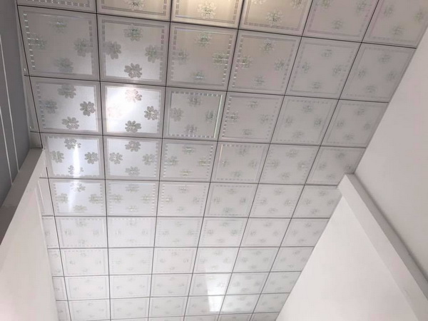 ĐÓNG LA PHÔNG TRẦN NHÀ PHÚ NHUẬN TPHCM